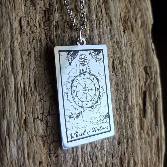 🖤 Wheel of Fortune- Stainless Tarot Card Necklace - Picture 6 of 6